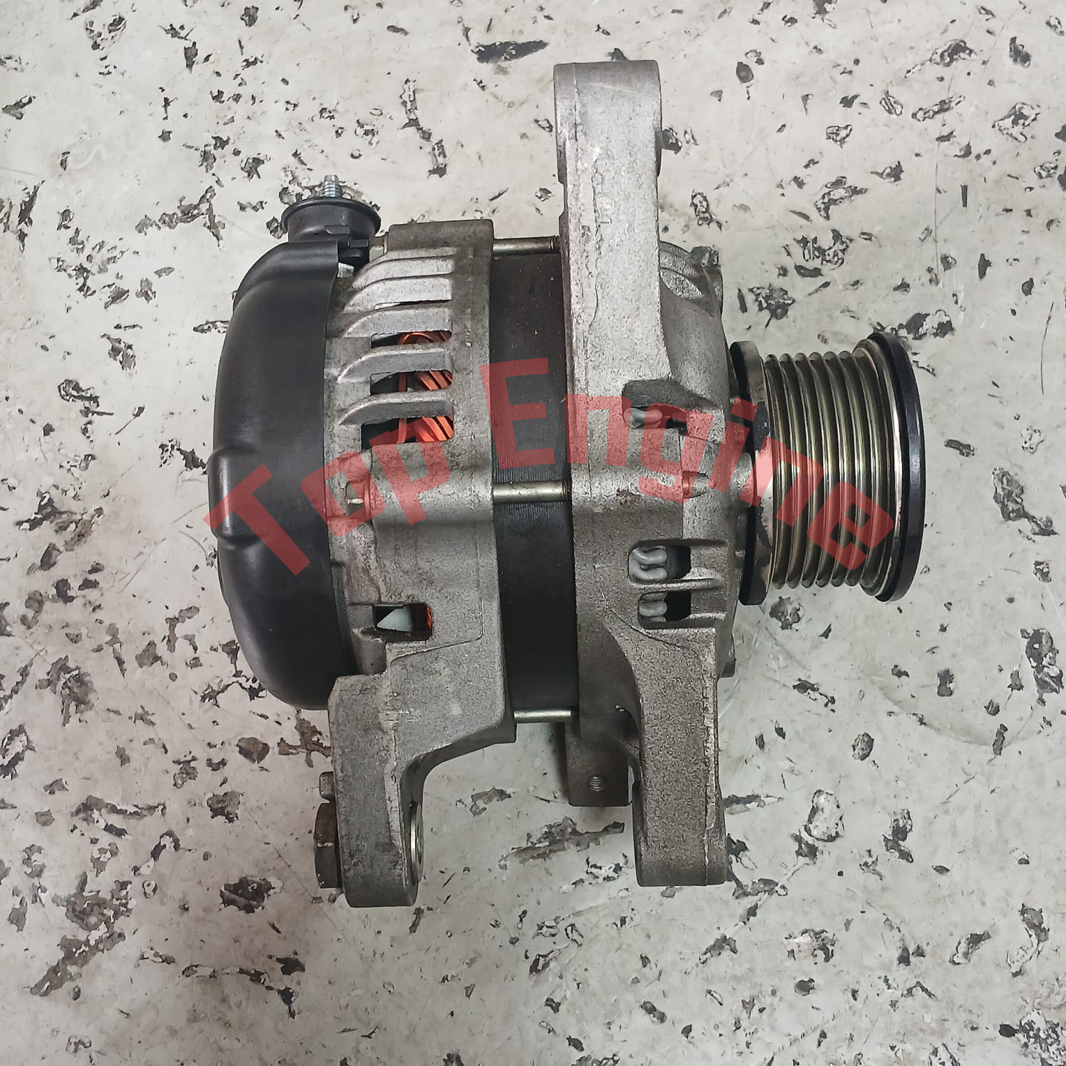 Used Genuine Toyota Alternator 27060-0L280 Denso 104211-2713 Hilux Probox